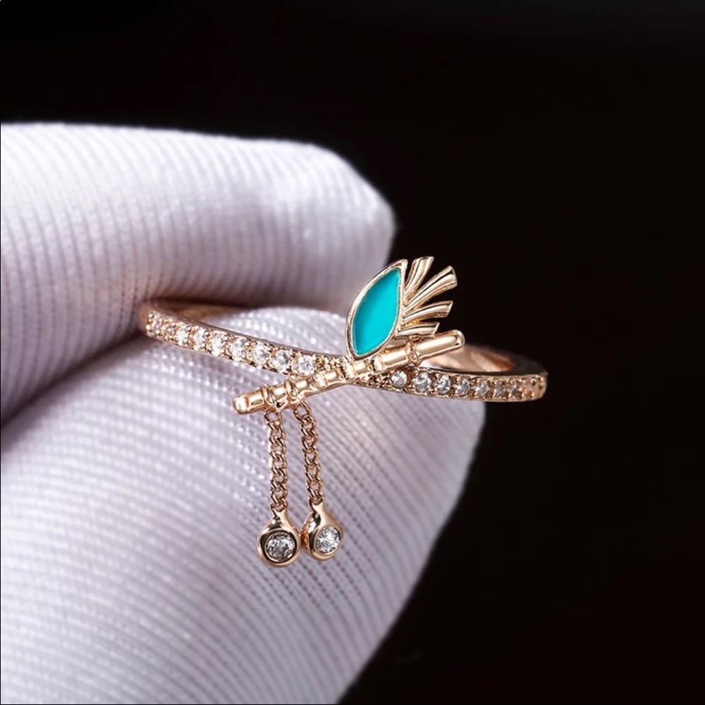 New Delicate Creative Yellow Gold Diamond Ring - Picture 4 of 5